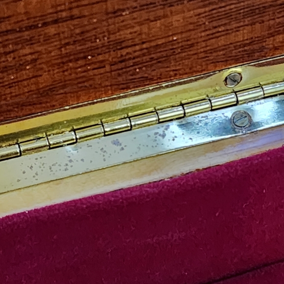 Vtg C. Industries Burl Wood Inlaid Wood Florals Music Box "Sunrise, Sunset" USA - Picture 16 of 17